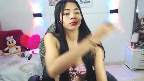 ammyy_wood_ online show from October 11, 4:12 am