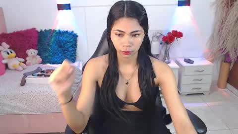 ammyy_wood_ online show from October 25, 4:09 am