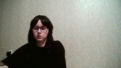 Amomira honeyx online show from March 23, 2:48 am