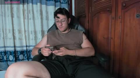 amon__ashford online show from March 31, 4:02 am