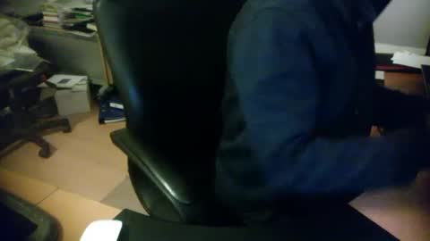 Snapshot of amor2200 chatting on December 27, 6:53 pm Amor2200 online show from December 27, 6:53 pm