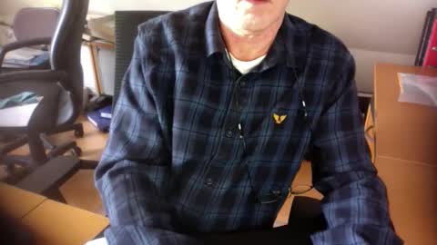 Snapshot of amor2200 chatting on March 1, 3:05 pm Amor2200 online show from March 1, 3:05 pm