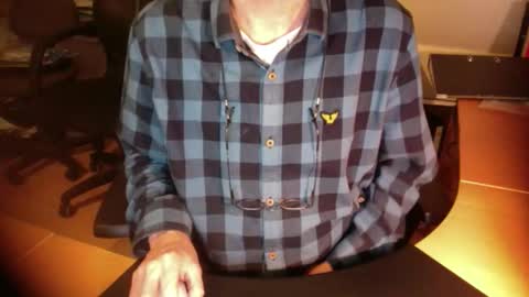 Snapshot of amor2200 chatting on March 7, 7:27 pm Amor2200 online show from March 7, 7:27 pm