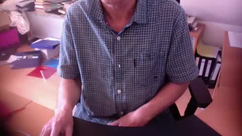 Snapshot of amor2200 chatting on September 23, 11:57 am Amor2200 online show from September 23, 11:57 am