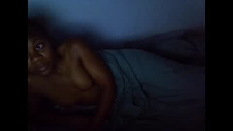 Snapshot of amor_anny chatting on January 8, 7:32 am anny online show from January 8, 7:32 am