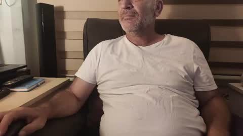 Snapshot of amorlin chatting on June 26, 8:13 pm AmorLin online show from June 26, 8:13 pm