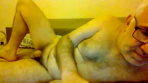 Snapshot of amstel69 chatting on June 5, 2:56 pm amstel69 online show from June 5, 2:56 pm