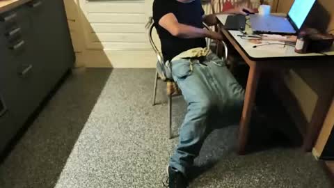 Snapshot of amstsagger chatting on October 8, 8:39 pm amstsagger online show from October 8, 8:39 pm