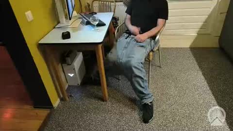 Snapshot of amstsagger chatting on October 24, 8:27 pm amstsagger online show from October 24, 8:27 pm