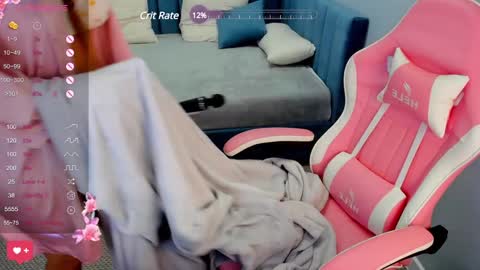 Snapshot of amy__wood chatting on December 5, 11:29 pm AmyGMT 2 Mon-Sun 0300am-0900am online show from December 5, 11:29 pm