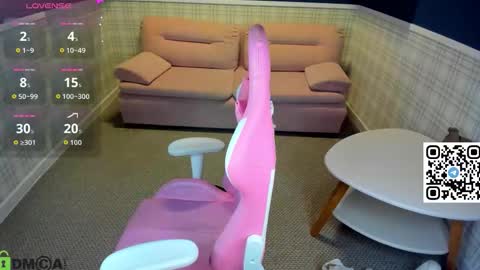 Snapshot of amy__wood chatting on October 4, 12:41 am AmyGMT 2 Mon-Sun 0300am-0900am online show from October 4, 12:41 am