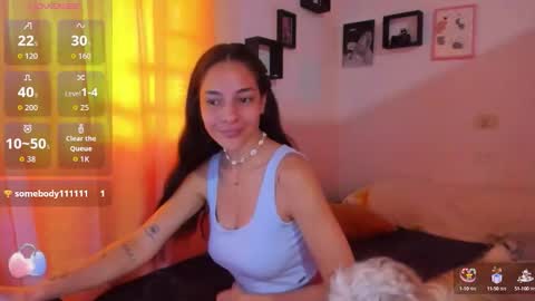 AmyEloise online show from September 9, 5:01 pm