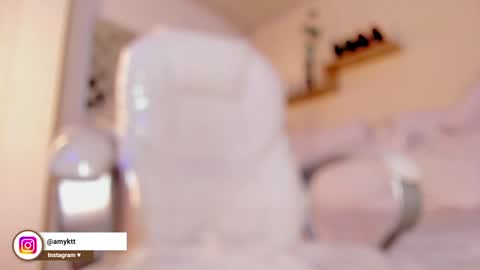 Snapshot of amy_kiitty chatting on January 14, 10:55 pm online show from January 14, 10:55 pm