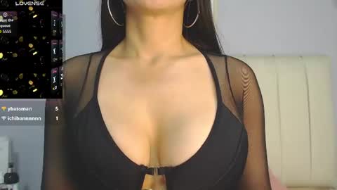 Snapshot of amy_le chatting on June 24, 2:16 pm Amy online show from June 24, 2:16 pm