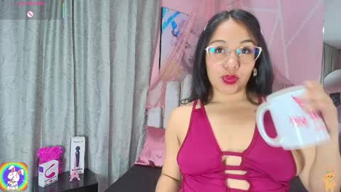 Emy Noa  online show from March 28, 11:15 pm