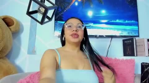 Emy Noa  online show from April 11, 1:10 am