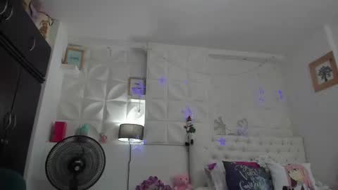 Amy Caroland online show from December 31, 5:40 pm