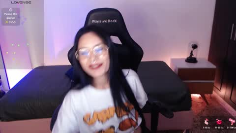 Mia Cristancho online show from December 3, 7:34 pm