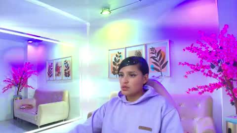 Snapshot of amy_whitney chatting on February 8, 3:26 pm Amy online show from February 8, 3:26 pm