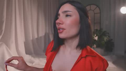 Amy Armstrong online show from February 8, 12:03 am