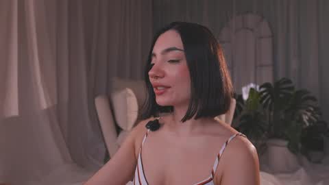 Amy Armstrong online show from April 15, 11:16 pm