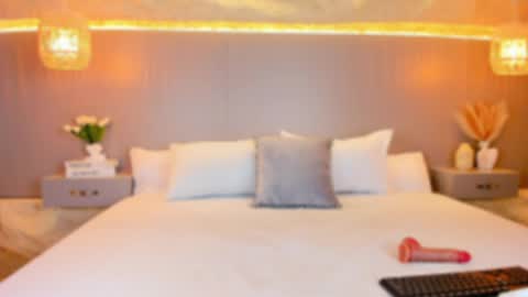 amy online show from March 12, 12:11 pm