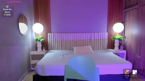 amyjohnsonn online show from March 8, 5:22 am