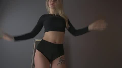 amylanee online show from November 28, 8:06 am