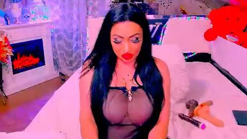 Snapshot of amyrarosera chatting on July 18, 10:24 pm Alimoonyia online show from July 18, 10:24 pm