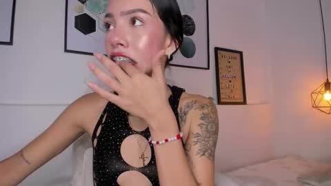 Amy online show from December 5, 2:03 pm