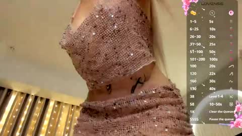 Snapshot of amyvilvet chatting on May 30, 7:11 pm amyvilvet online show from May 30, 7:11 pm
