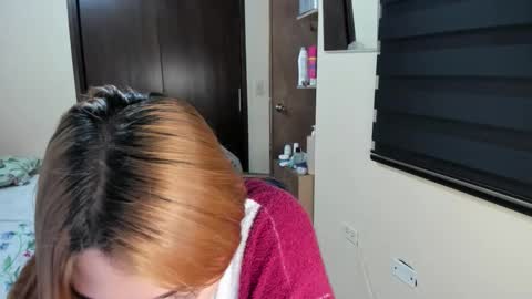 Snapshot of amywalker01 chatting on April 23, 7:49 pm amy online show from April 23, 7:49 pm