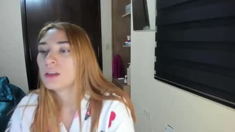 Snapshot of amywalker01 chatting on May 15, 7:43 pm amy online show from May 15, 7:43 pm