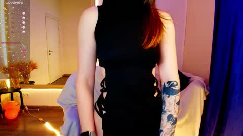 Angie online show from November 20, 2:56 am