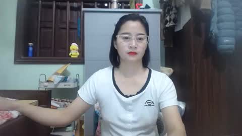 Snapshot of an_naughty chatting on February 27, 2:11 am an_naughty online show from February 27, 2:11 am