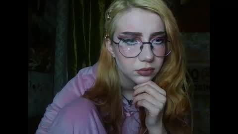 Snapshot of ana_dewitt chatting on January 10, 3:58 pm ana dewitt online show from January 10, 3:58 pm