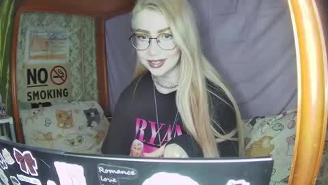 Snapshot of ana_dewitt chatting on February 11, 7:48 pm ana dewitt online show from February 11, 7:48 pm