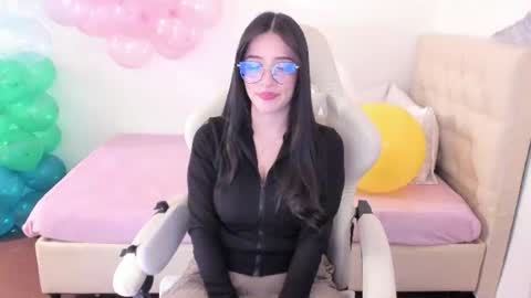Snapshot of ana_ruuh chatting on July 30, 8:30 pm Im anna but you can call me as you want online show from July 30, 8:30 pm