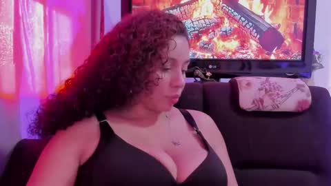 Ana My schedule 0400 - 1600 GMT -5 online show from February 4, 10:04 pm