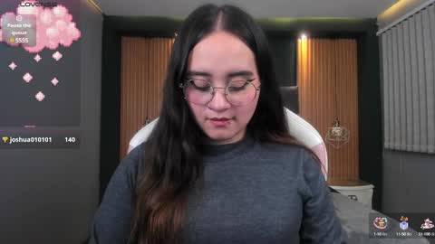 Snapshot of ana_taylor2 chatting on December 26, 11:35 pm Ana online show from December 26, 11:35 pm