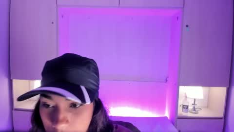 Snapshot of anaacollins_ chatting on April 25, 1:41 pm anaacollins_ online show from April 25, 1:41 pm