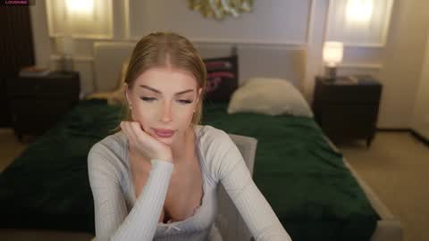 Snapshot of anabel054 chatting on February 25, 9:08 am Anabel Kira Zlata Kira Elice Lana Dominika Sofy Kaila Bridget online show from February 25, 9:08 am