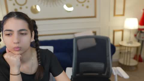 Sweet girls online show from April 12, 10:20 am