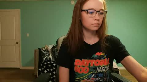 Snapshot of anabelleleigh chatting on May 31, 11:17 pm Anabelleleigh online show from May 31, 11:17 pm