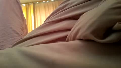 Snapshot of anabellovee chatting on July 1, 7:21 am ANABELLOVEE online show from July 1, 7:21 am