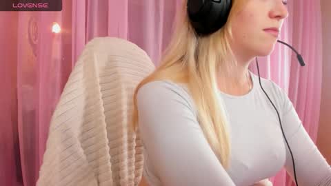 AnabelMelody online show from October 12, 6:07 pm