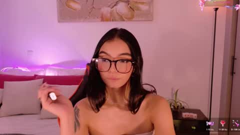 ANABEL WOLF  online show from March 9, 3:38 pm