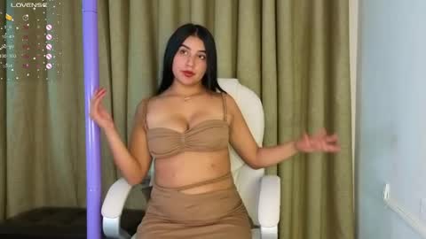 Snapshot of anabloom_ chatting on May 29, 8:51 pm anabloom_ online show from May 29, 8:51 pm