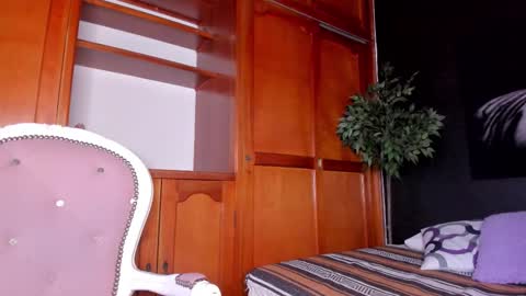 Anahi online show from February 4, 3:12 am