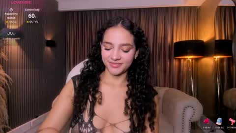 Snapshot of anahi_curlie1 chatting on May 23, 11:14 am Anahi Curlie online show from May 23, 11:14 am